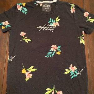 Hollister XS t-shirt, California Flowers